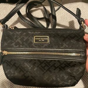 Tommy hilfigure purse